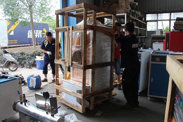 全自動燃氣蒸汽發生器用于杭州速8酒店洗衣房