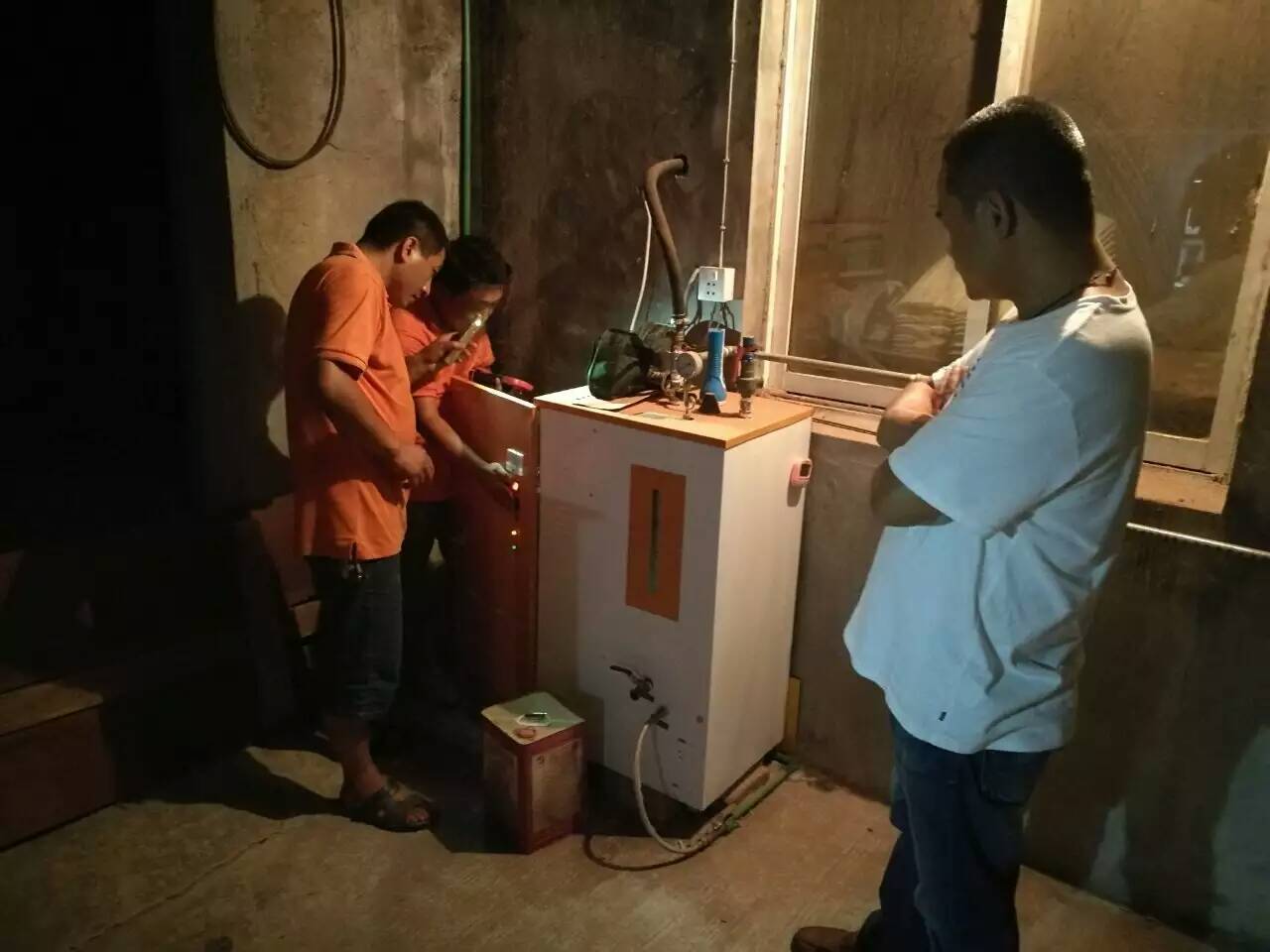 增溫除潮電加熱蒸汽發生器