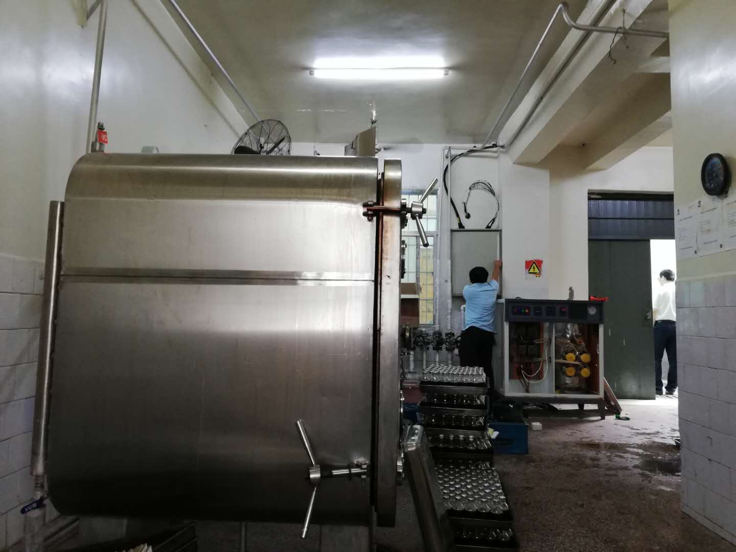 蒸汽發生器提供高溫蒸汽用于醫院洗衣房烘干消毒
