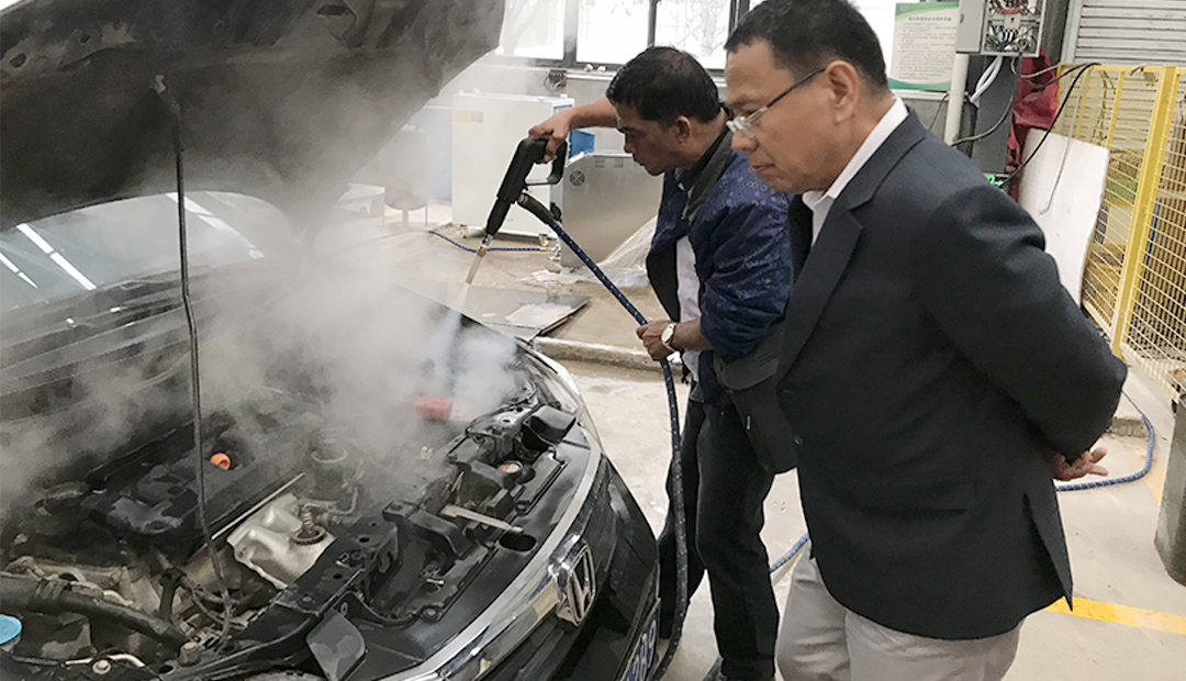 高溫油污清洗全自動蒸汽發生器清洗發動機