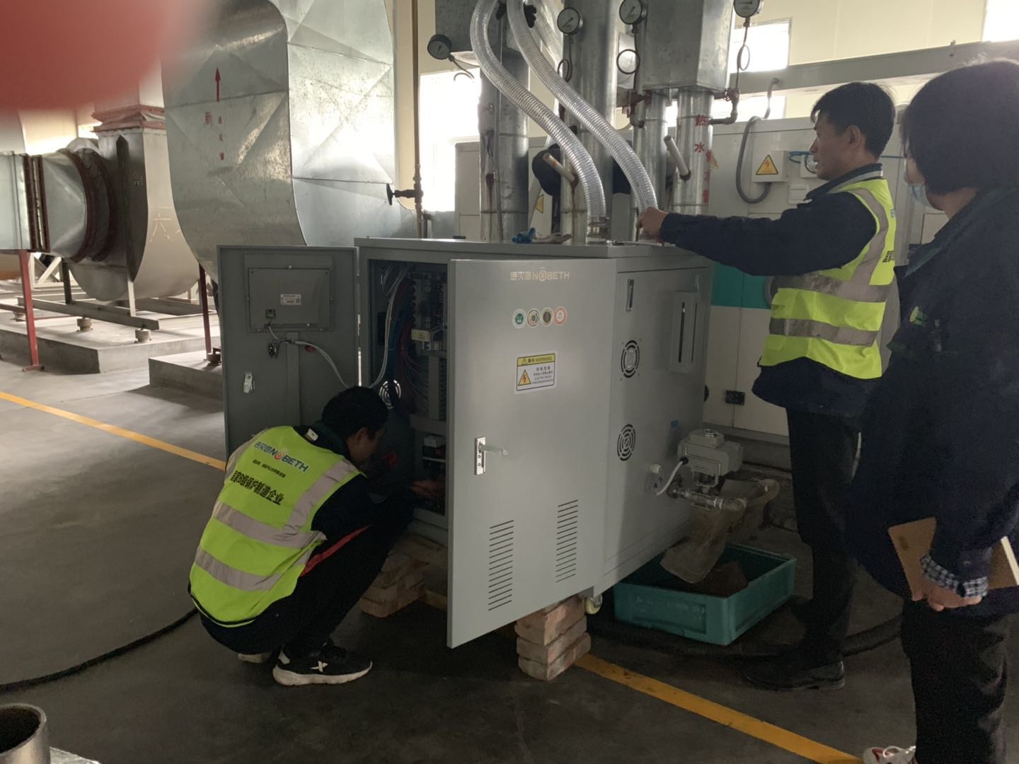 加溫加濕的蒸汽被用于航空發動機研發