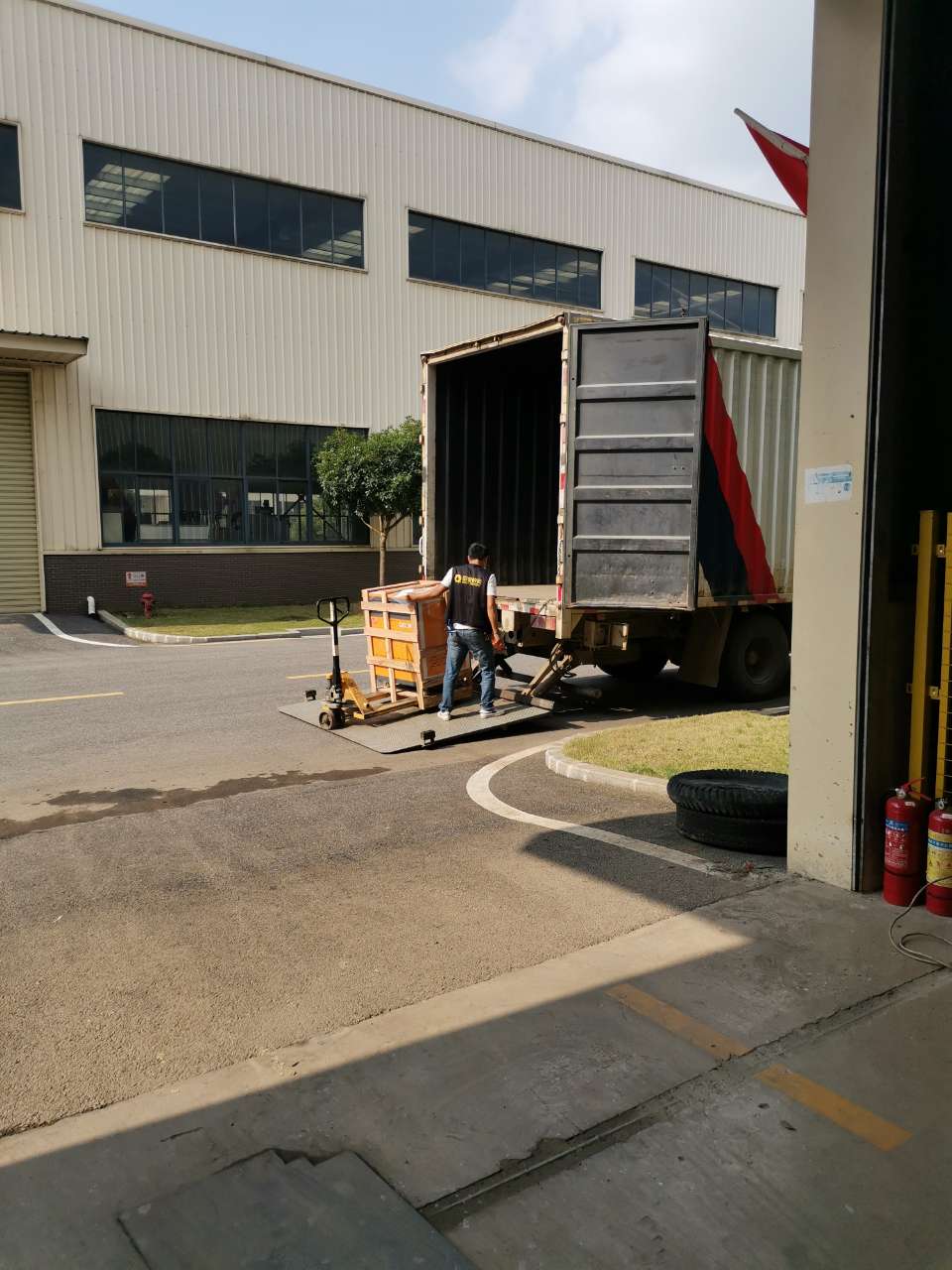 醫院用72kw電蒸汽發生器采用304醫用級別不銹鋼