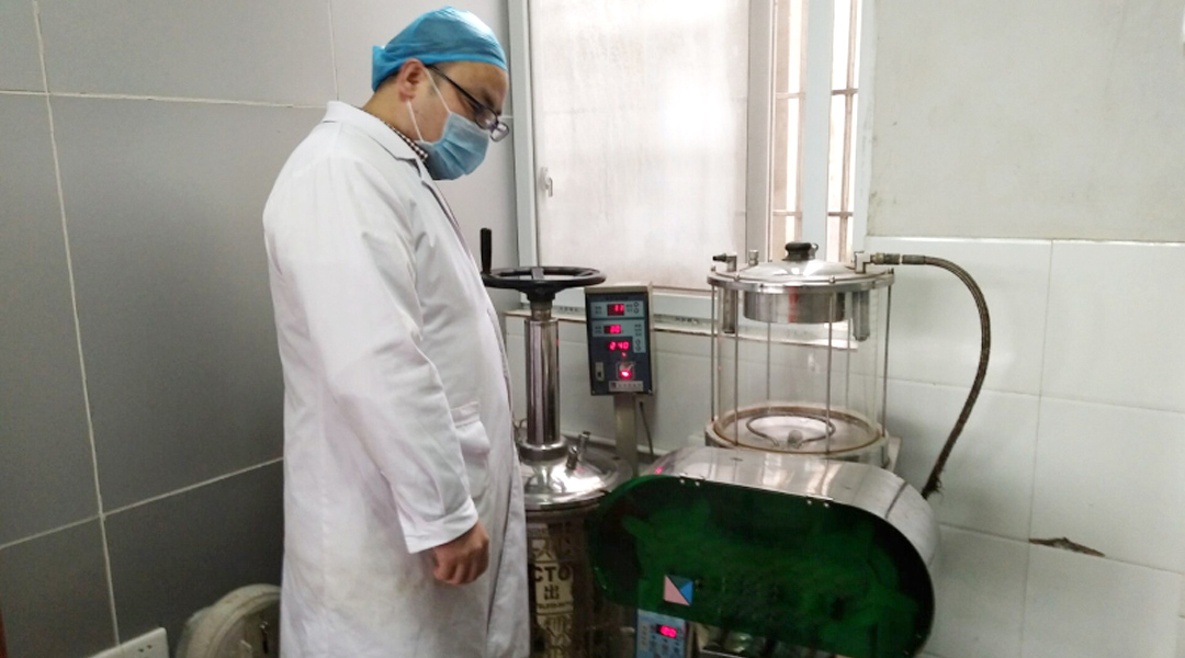 湖南中藥熬制72kw電熱蒸汽發生器