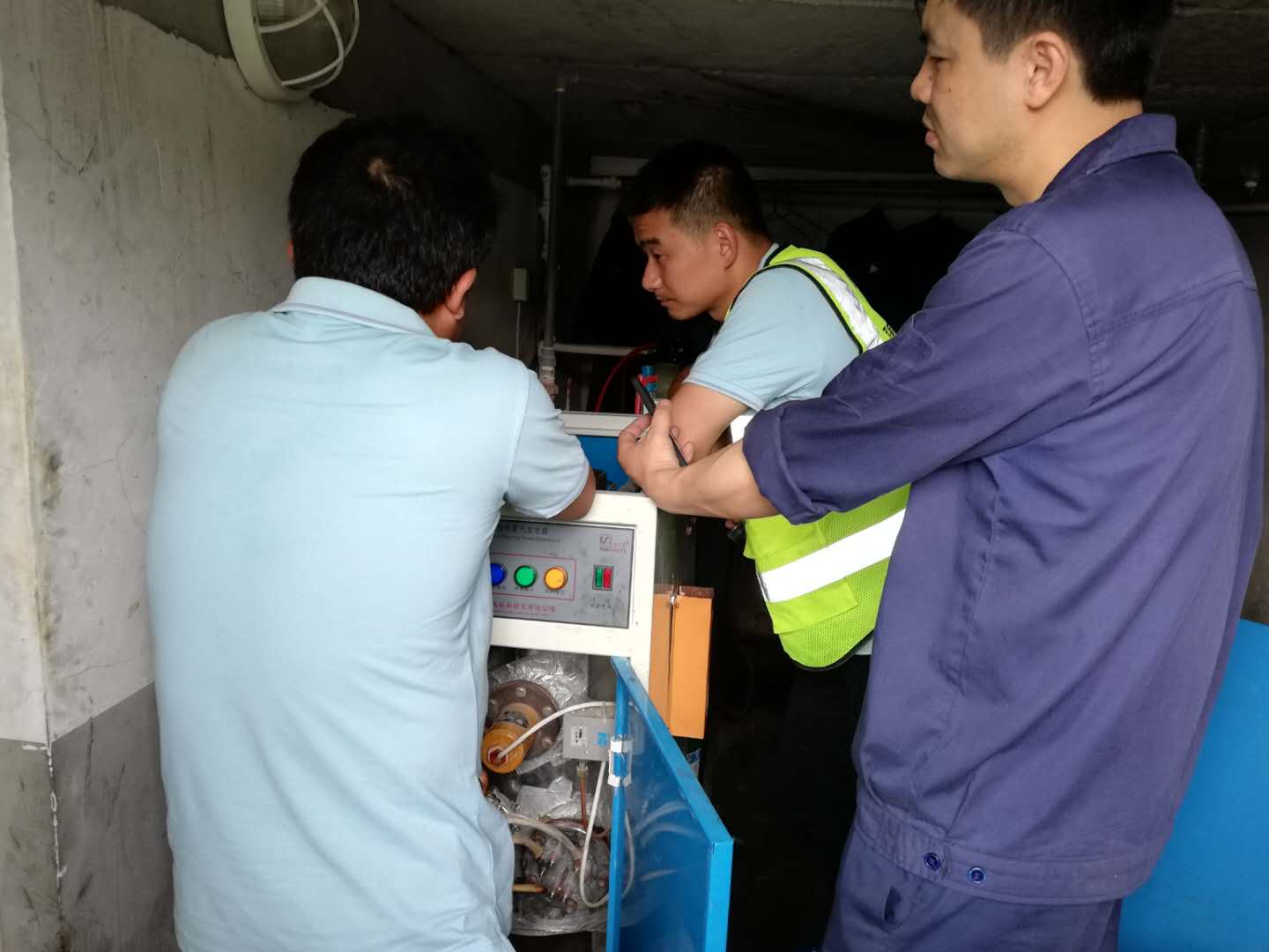 湖南行諾貝思電加熱蒸汽發生器工業配套烘干案例